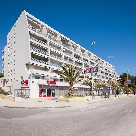 Luxury And Modern On The Main Daire *